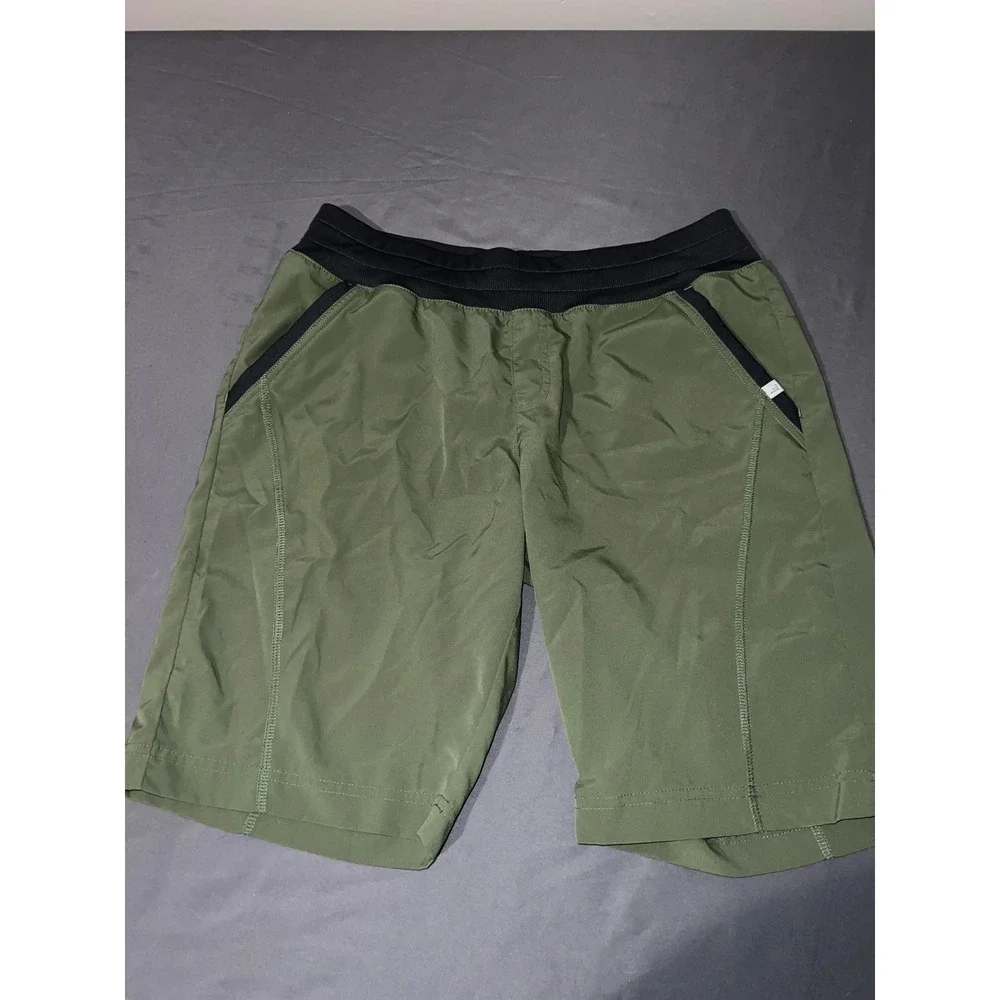 BCG Mens Athletic Shorts Olive Green Black Waistband Size Large RN 098223